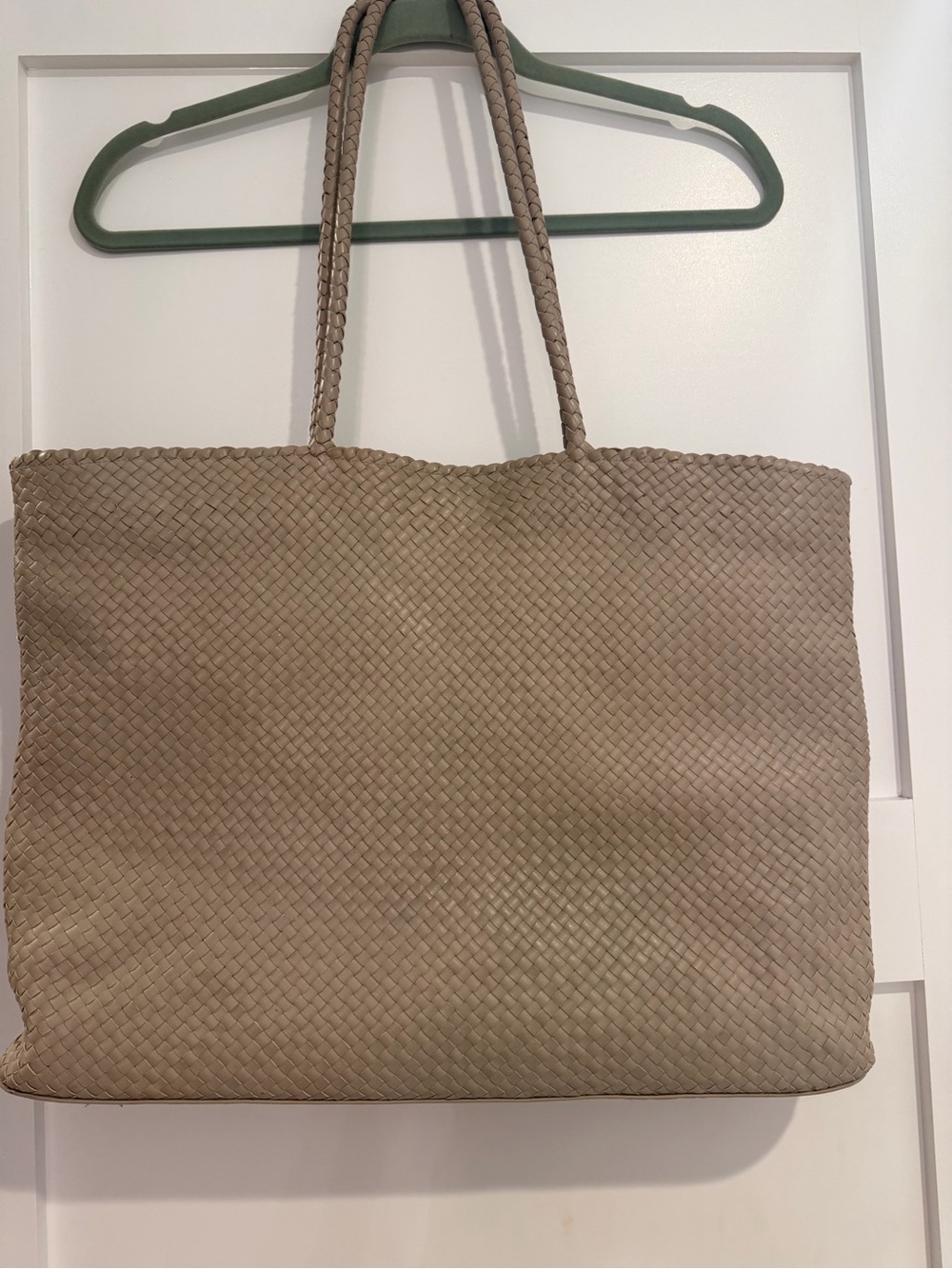 Quince Woven Tote in Taupe
